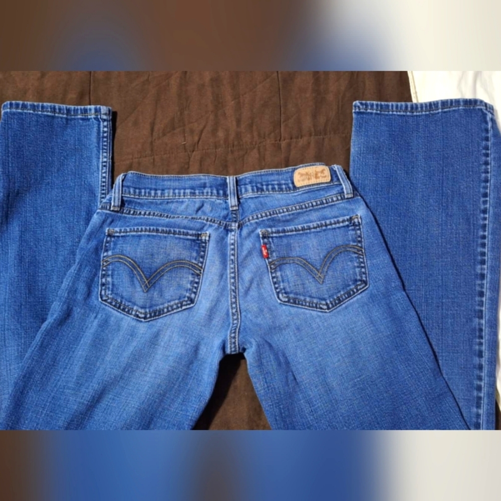 Levi's